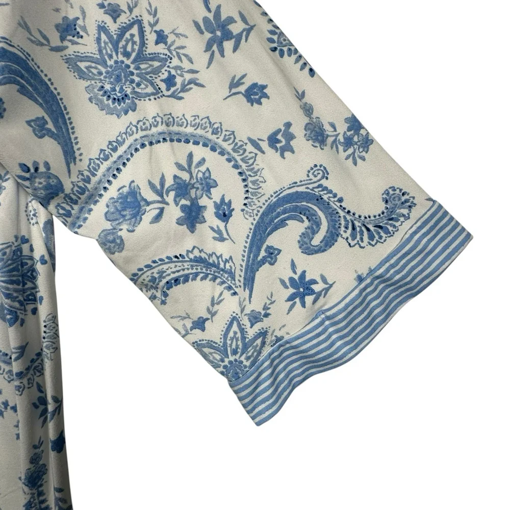 Flora Nikroo Paisley 3/4 Sleeve V Neck Pajama Shirt White Blue Size Medium - Picture 4 of 8